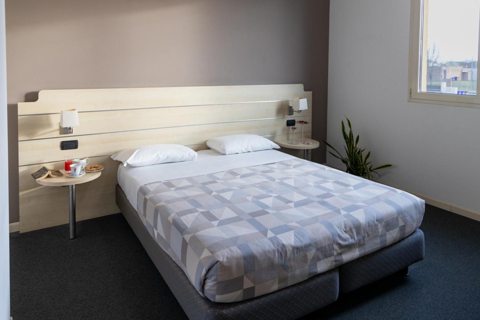 נוצ'טו Hotel Giallo מראה חיצוני תמונה