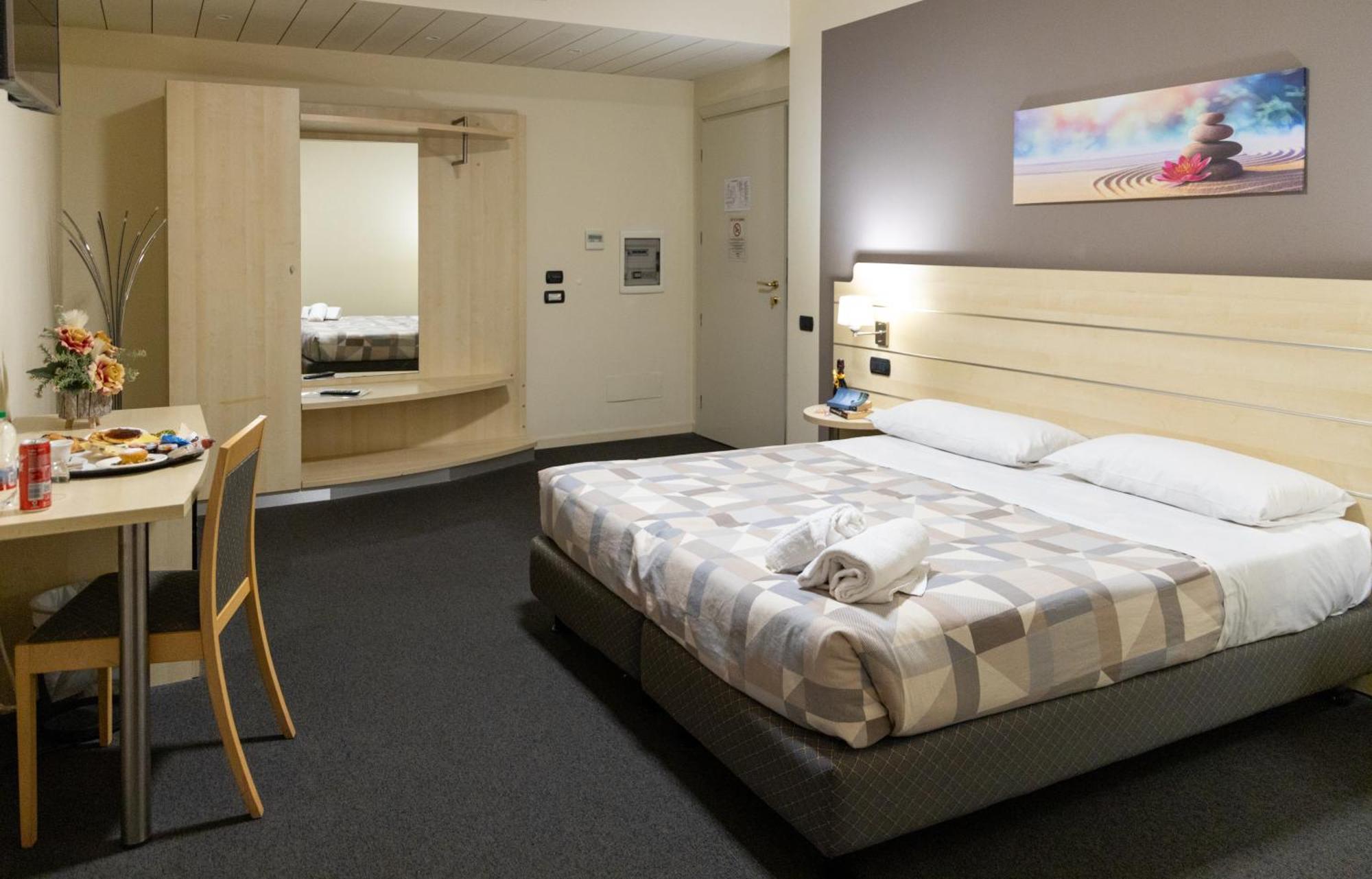 נוצ'טו Hotel Giallo מראה חיצוני תמונה