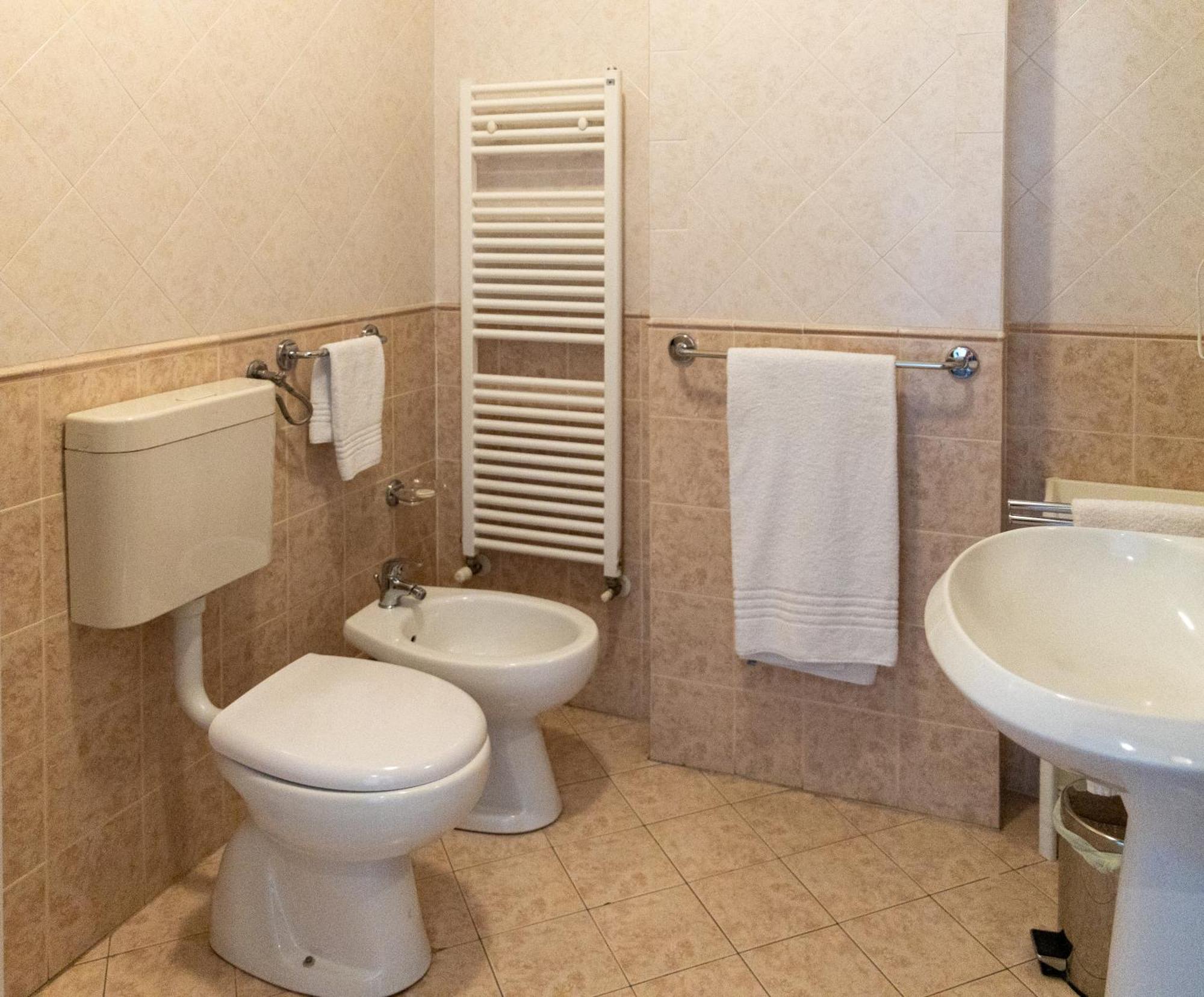 נוצ'טו Hotel Giallo מראה חיצוני תמונה